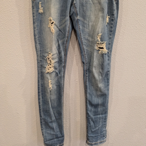 Maurice's Skinny Jeans Ladies Size S-Reg Distressed Denim - Picture 2 of 5